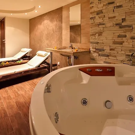 Апартамент M&r C13 - Terra Complex