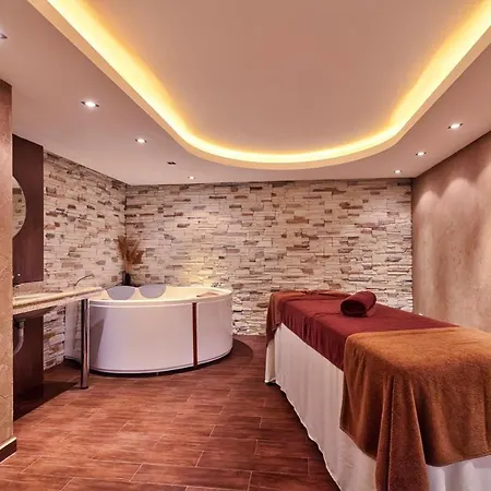 M&r C13 - Terra Complex