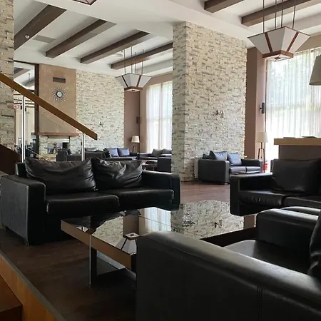 M&r C13 - Terra Complex Apartament Razłog