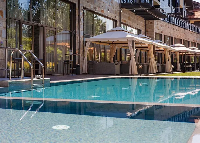 M&r C13 - Terra Complex * Razlog