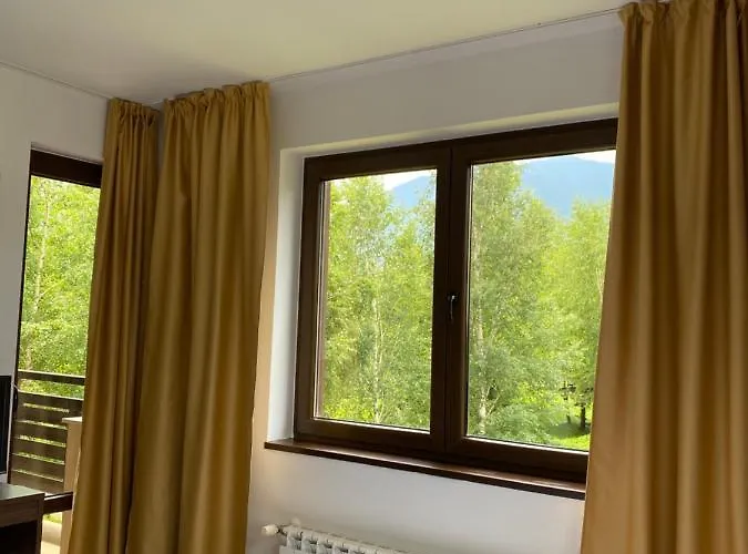 M&r C13 - Terra Complex * Razlog