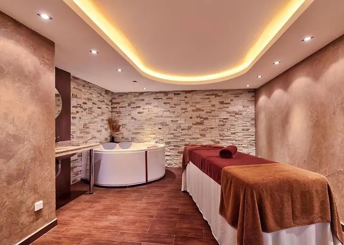 M&r C13 - Terra Complex